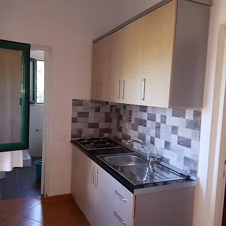 Hotel Agroni *