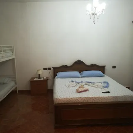 Agroni Hotel *